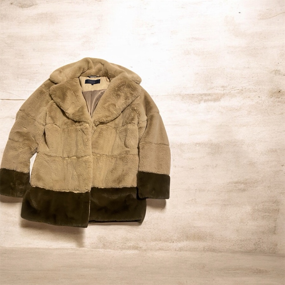 RACHEL Rachel Roy Tan and Brown Teddy Jacket